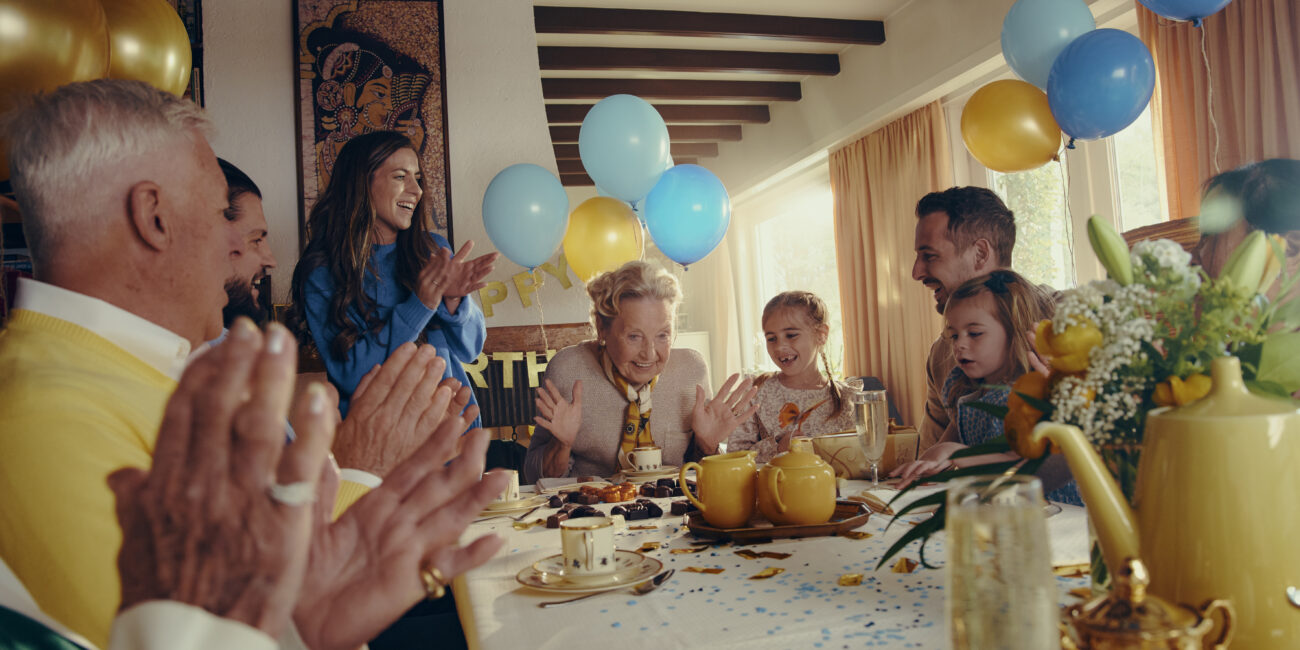 Ciocolata belgiana Leonidas este alegerea perfecta pentru evenimentele in familie, fie ele aniversari, botezuri, cununii si chiar nunti.